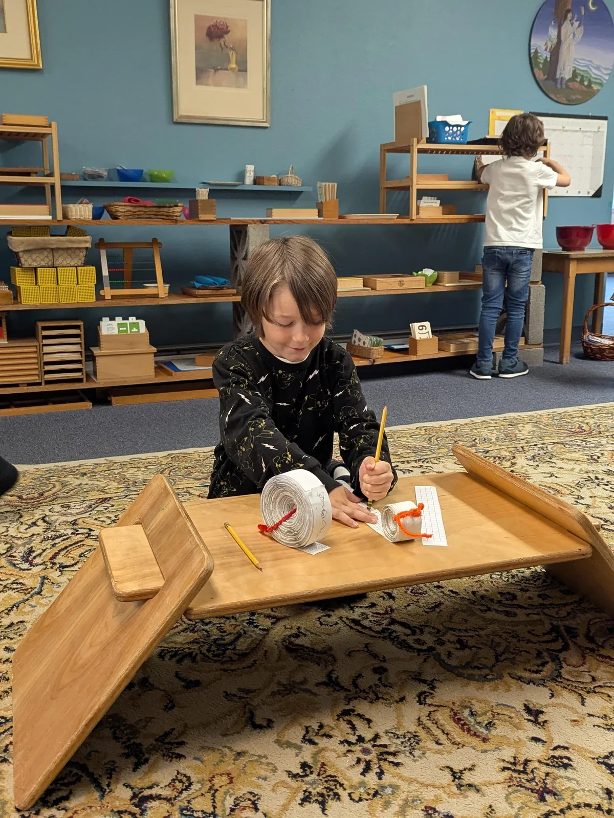 Elementary students collaborating